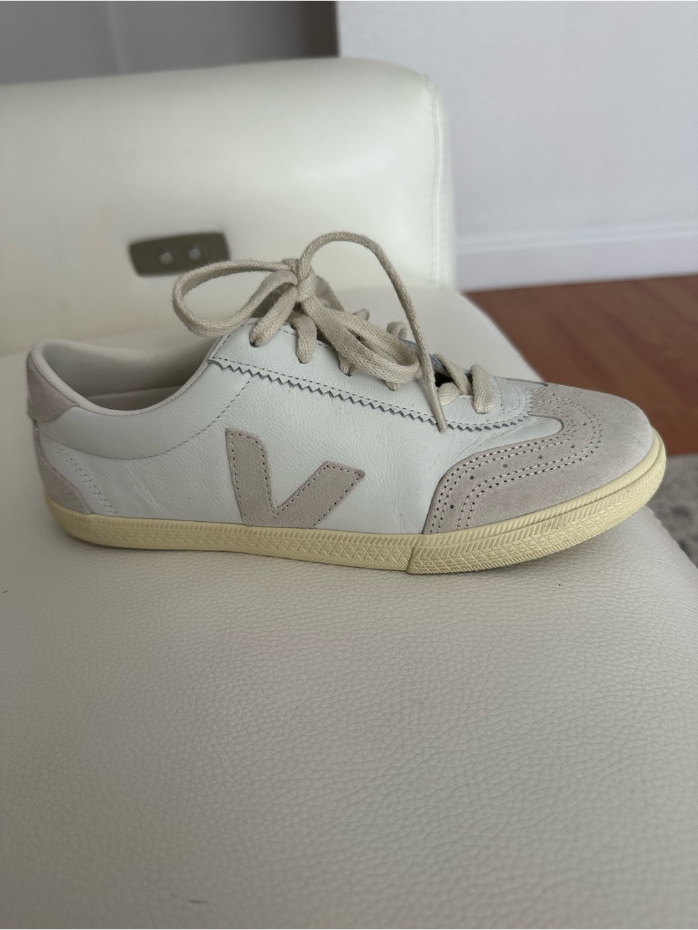 Veja Low-Top Sneaker in White & Beige Suede